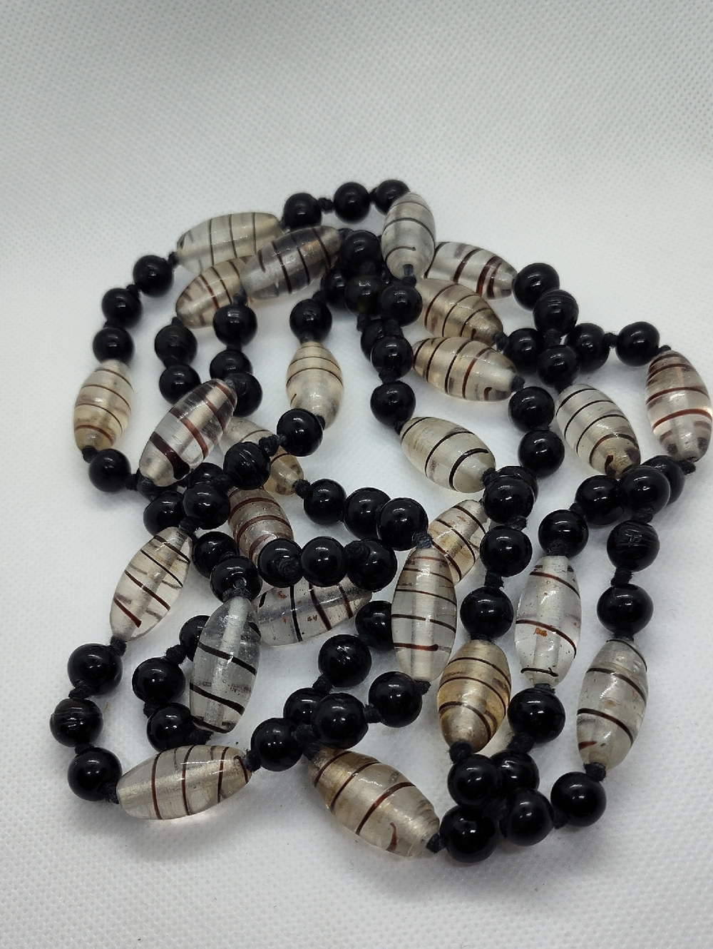 Art Glass Opera/Flapper Length Necklace 1920s Czech